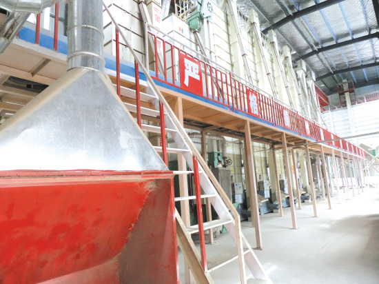 　現(xiàn)代化的烘干設(shè)備。黃媛媛 攝.jpg