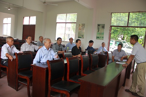 桃源縣老科協(xié)領(lǐng)導考察富硒農(nóng)產(chǎn)品基地