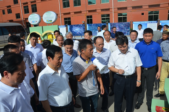省長許達哲視察桃源富硒產業(yè)